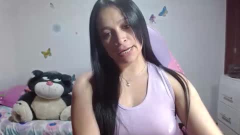 Snapshot of selene_mixx chatting on 04/01/26, 08:06 selene_mixx online show from 04/01/26, 08:06