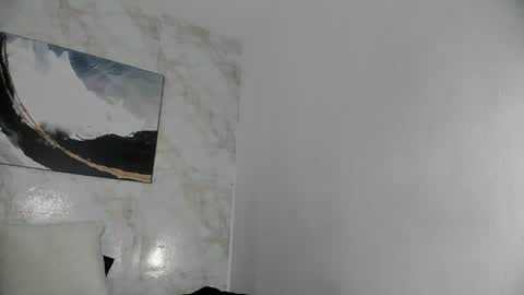 Snapshot of selene_moon12 chatting on 04/27/26, 04:27 selene_moon12 online show from 04/27/26, 04:27
