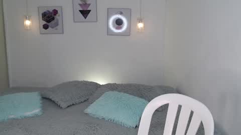 Snapshot of selene_rouse_ chatting on 03/31/26, 11:27 selene_rouse_ online show from 03/31/26, 11:27