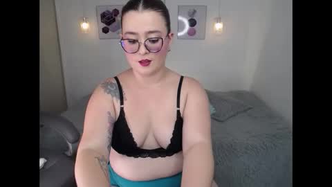 Snapshot of selene_rouse_ chatting on 04/05/26, 11:02 selene_rouse_ online show from 04/05/26, 11:02