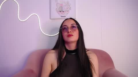 selene_swee online show from 06/22/26, 10:18