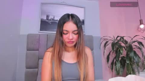 Selene online show from 12/18/25, 04:29