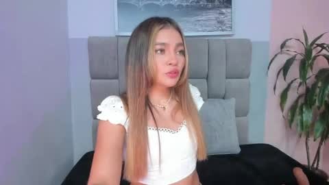 Selene online show from 04/16/26, 08:42