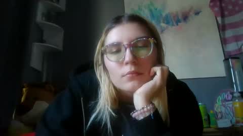 Snapshot of selenebaby chatting on 01/08/25, 06:31 Selene online show from 01/08/25, 06:31