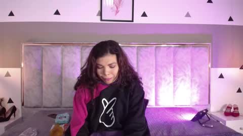 Selene online show from 09/28/25, 12:38