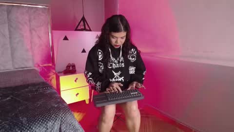 Selene online show from 10/03/25, 11:29