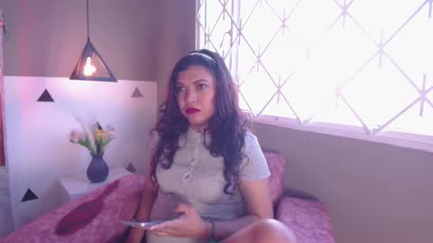 Selene online show from 11/27/25, 12:07