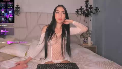 Selenee online show from 03/08/25, 03:35