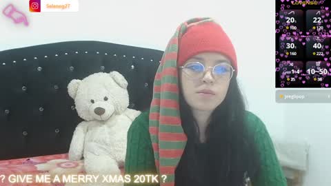Selene G  online show from 12/04/24, 11:02
