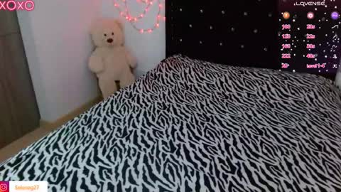 Selene G  online show from 09/10/25, 04:12