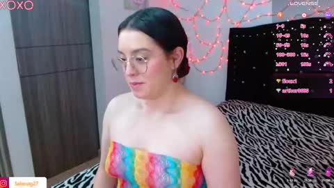 Selene G  online show from 09/17/25, 05:31