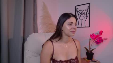 Snapshot of selenenova chatting on 04/17/26, 08:23 Selene Nova online show from 04/17/26, 08:23