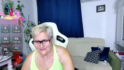 Snapshot of selenna57 chatting on 04/30/26, 05:19 Selenna online show from 04/30/26, 05:19