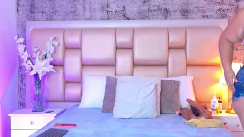 Selenna Cooper online show from 02/03/26, 12:21