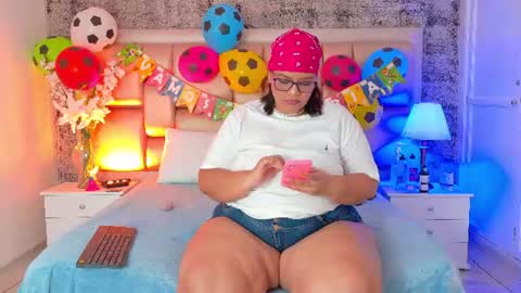 Selenna Cooper online show from 06/12/26, 11:53