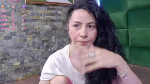 Selen online show from 05/03/26, 04:07