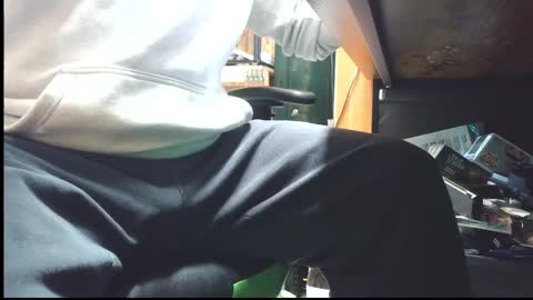 selfpound online show from 10/13/25, 01:11