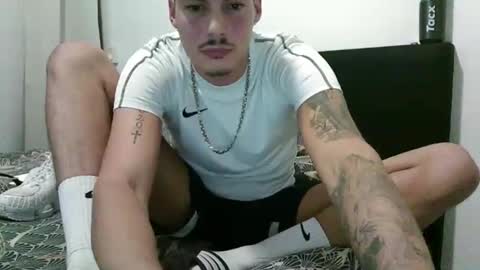 Snapshot of selfsklover chatting on 10/18/25, 10:54 OF Selfloverr1 online show from 10/18/25, 10:54