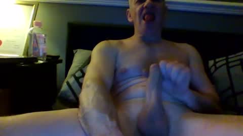 Snapshot of selfsucker28772 chatting on 02/24/26, 11:03 selfsucker28772 online show from 02/24/26, 11:03