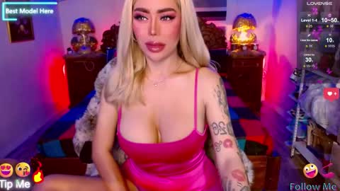 Snapshot of selina_diorxxx chatting on 01/17/26, 03:11 Will You Be My CumDumpster in Real Drink My Milk online show from 01/17/26, 03:11