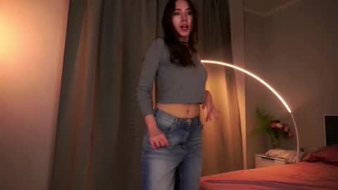 Elizabeth online show from 12/13/25, 07:53