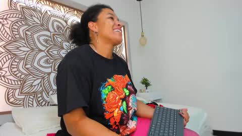 Selket online show from 12/03/24, 11:33