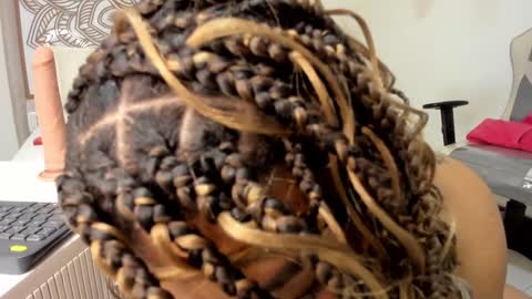 Selket online show from 02/03/25, 01:51