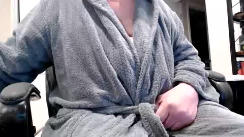 Snapshot of selkie2s chatting on 03/21/26, 03:26 selkie2s online show from 03/21/26, 03:26