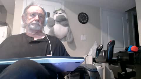 Snapshot of selkie2s chatting on 07/07/26, 01:41 selkie2s online show from 07/07/26, 01:41