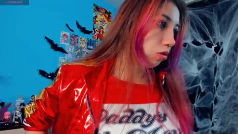 Mindy online show from 10/22/25, 01:28