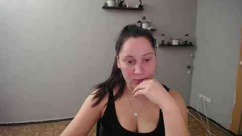 Snapshot of sellavix chatting on 10/03/25, 06:49 Sellavix online show from 10/03/25, 06:49