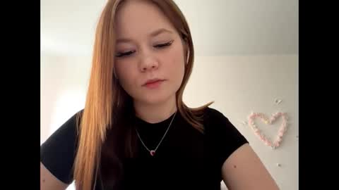 Lily online show from 06/05/26, 06:52