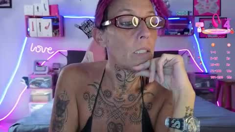 Selvaggia Del Caribe online show from 11/14/25, 06:39