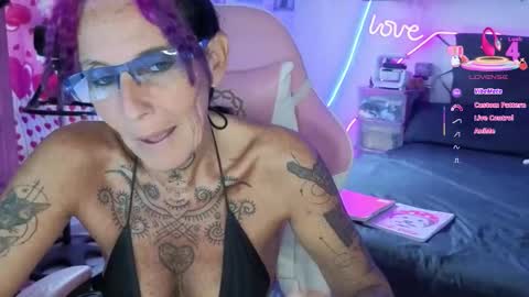 Selvaggia Del Caribe online show from 04/15/26, 07:58