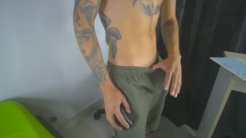 sem_alas online show from 03/04/25, 04:49