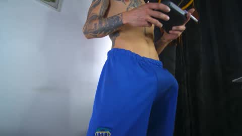 sem_alas online show from 09/21/25, 08:54