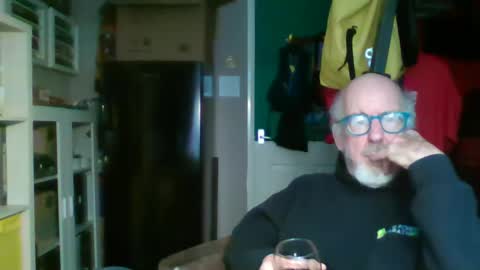 Snapshot of semajstretsa chatting on 01/26/25, 03:58 frederick online show from 01/26/25, 03:58