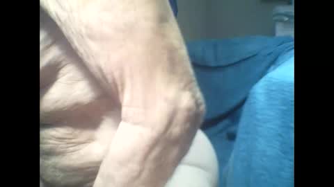 Snapshot of semajstretsa chatting on 12/03/25, 09:46 frederick online show from 12/03/25, 09:46
