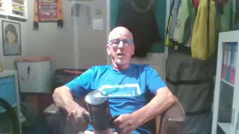 Snapshot of semajstretsa chatting on 05/02/26, 11:43 frederick online show from 05/02/26, 11:43