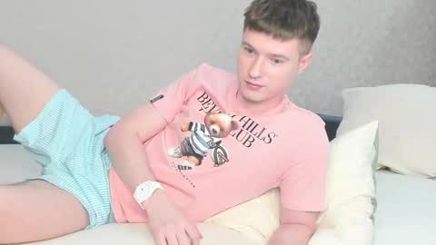 Snapshot of semyonone chatting on 02/14/26, 06:48 Semyon online show from 02/14/26, 06:48