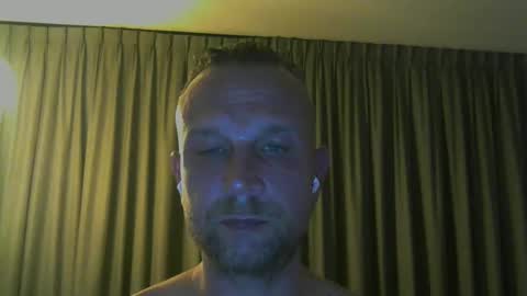 Snapshot of sence08 chatting on 02/06/26, 06:44 sence08 online show from 02/06/26, 06:44