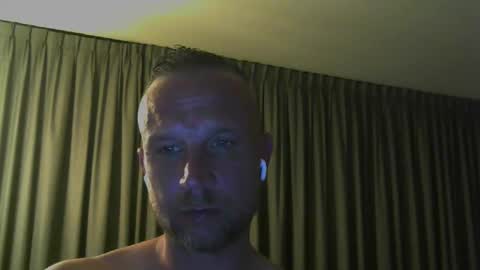 Snapshot of sence08 chatting on 03/06/26, 11:34 sence08 online show from 03/06/26, 11:34