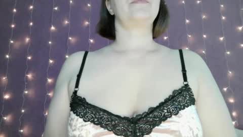Snapshot of send_me chatting on 04/10/26, 05:56 send me online show from 04/10/26, 05:56