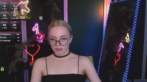 Sendi online show from 04/28/26, 02:27