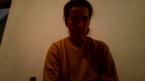 Snapshot of sendiarayl chatting on 09/29/25, 06:29 sendiarayl online show from 09/29/25, 06:29