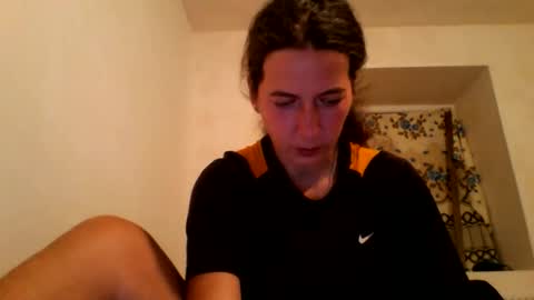 Snapshot of sendiarayl chatting on 10/20/25, 04:51 sendiarayl online show from 10/20/25, 04:51