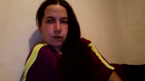 Snapshot of sendiarayl chatting on 11/26/25, 05:36 sendiarayl online show from 11/26/25, 05:36