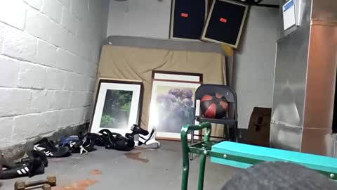 senor49509 online show from 10/24/25, 08:44