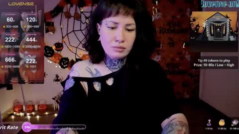 senorita_dakota online show from 11/03/25, 10:42