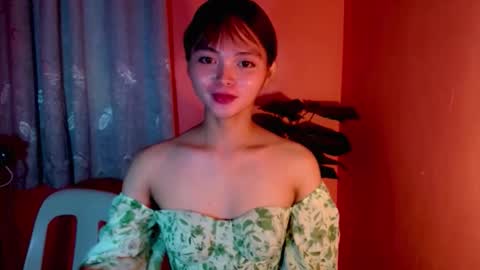 Snapshot of sensational_yeng chatting on 11/16/25, 03:01 sensational_yeng online show from 11/16/25, 03:01